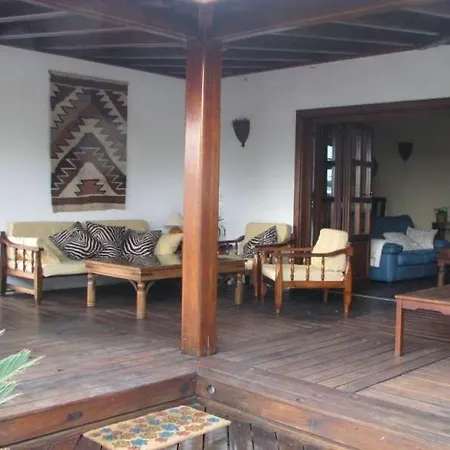 Apartman Sleeps 6 Pool Wifi *