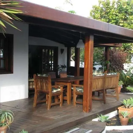Sleeps 6 Pool Wifi * Costa Teguise