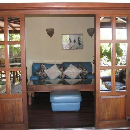 Sleeps 6 Pool Wifi Costa Teguise