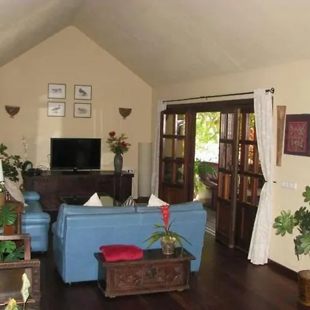 Sleeps 6 Pool Wifi Apartman *