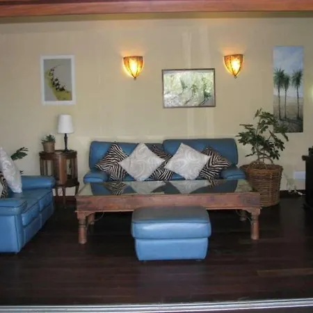 Sleeps 6 Pool Wifi Costa Teguise