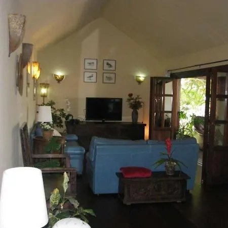 Sleeps 6 Pool Wifi Apartment Costa Teguise